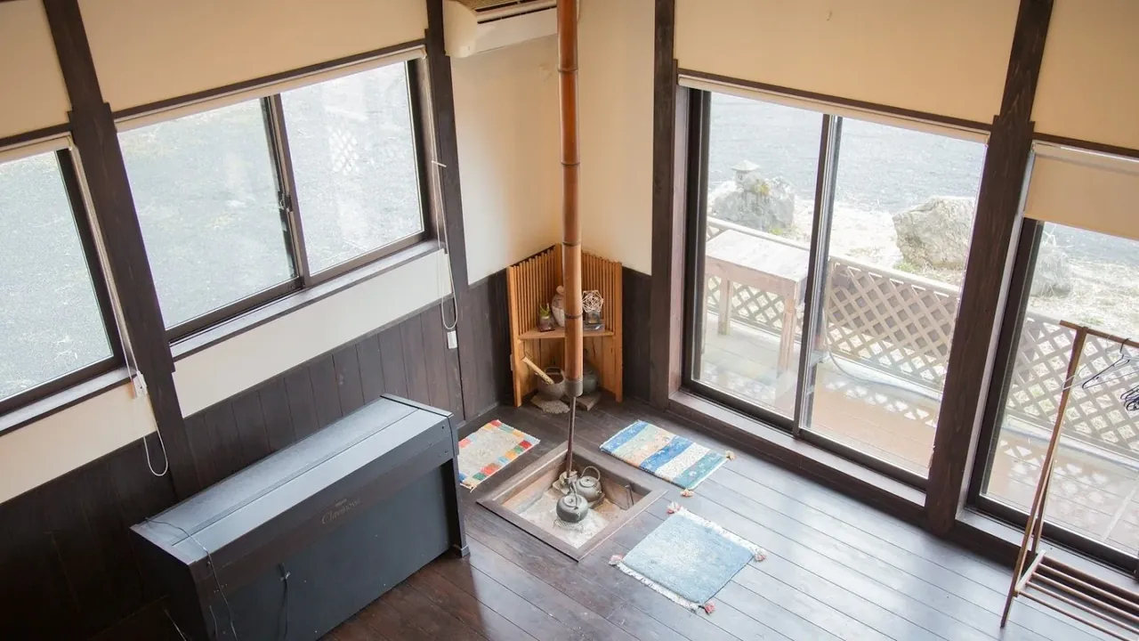 Villa みのり 囲炉裏のある板の間